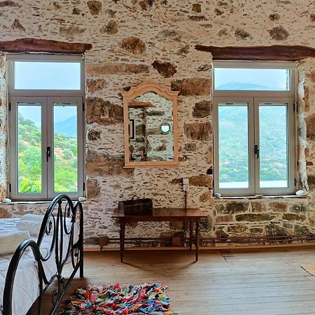 Вілла Casa Pappadiana Traditional Stonehouse Kefalion Екстер'єр фото