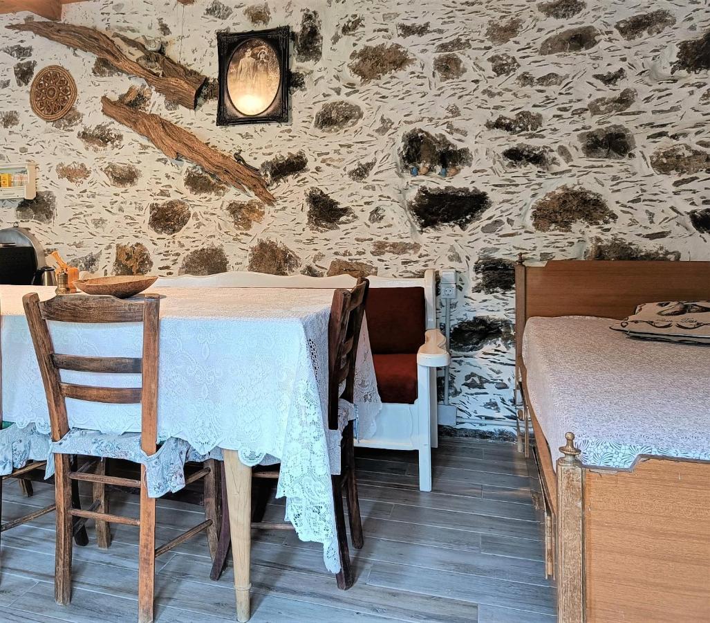 Вілла Casa Pappadiana Traditional Stonehouse Kefalion Екстер'єр фото